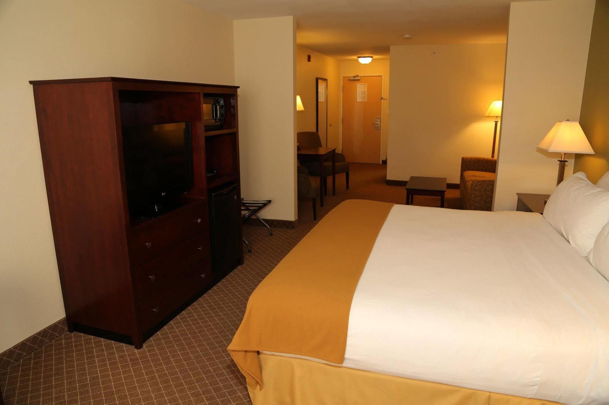 Holiday Express By Ihg 2*